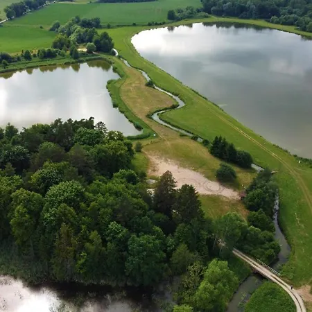 فيلة Pod Lasem *