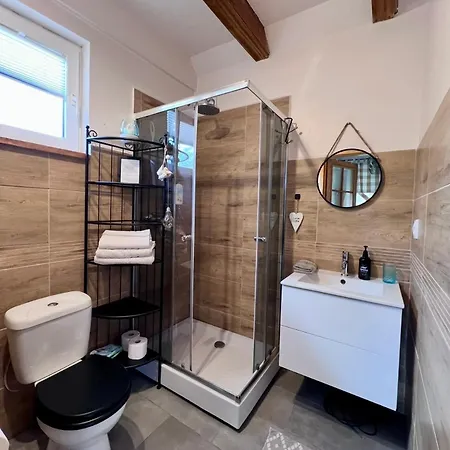 Pod Lasem Villa